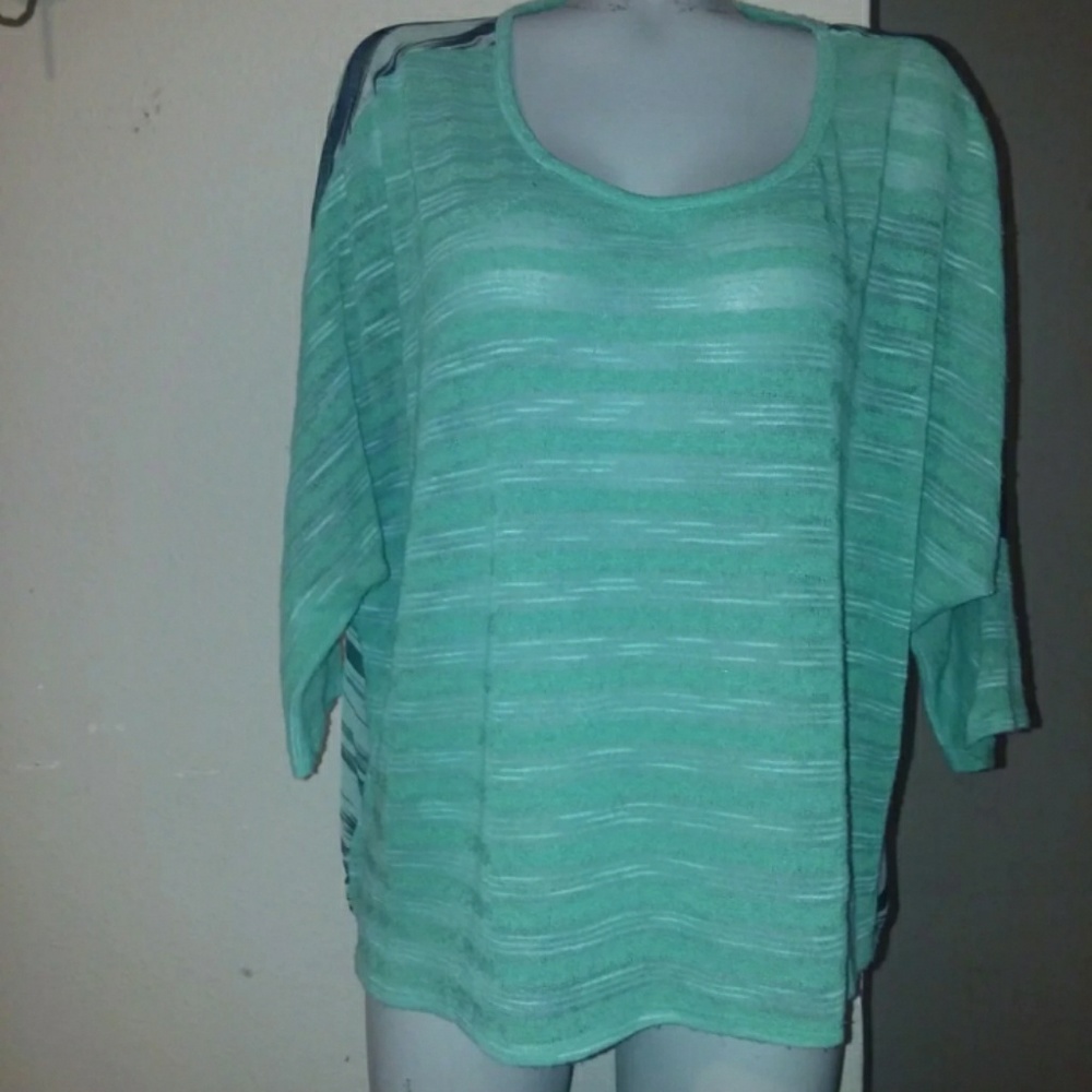 Women blouse by Mossimo  size XXL